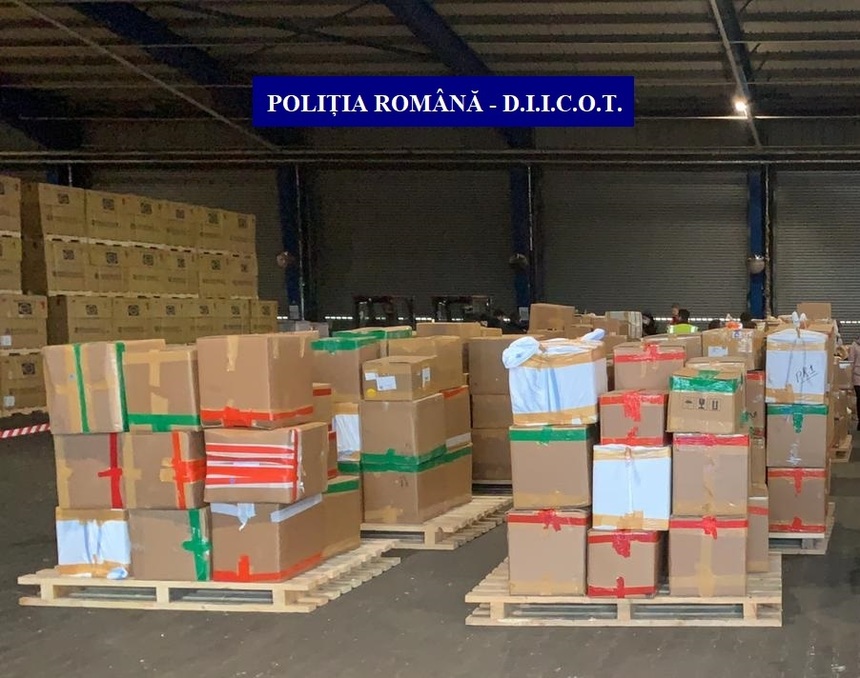 Parfumuri de 3 milioane de euro, într-un container din Portul Constanța. Verificările, în dosarul de contrabandă, în care sunt implicaţi şi poliţişti de la BCCO Constanţa şi vameşi
