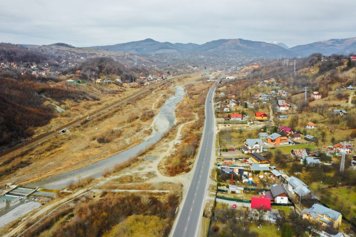 Fluidizare pe Valea Prahovei: DN 1 se lărgeşte la Cornu
