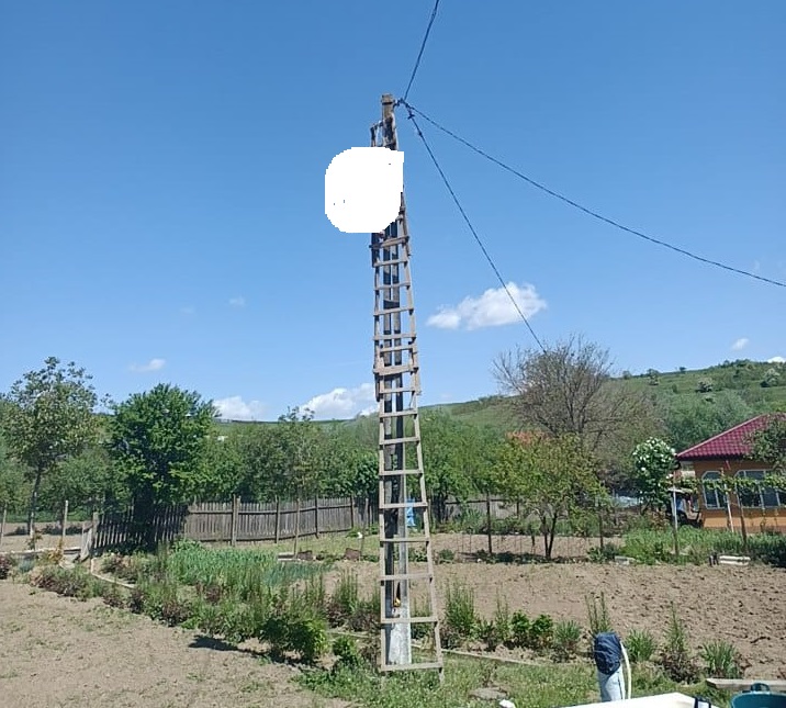Un bărbat din Ostrov a făcut infarct în timp ce lucra la rețeaua de electricitate