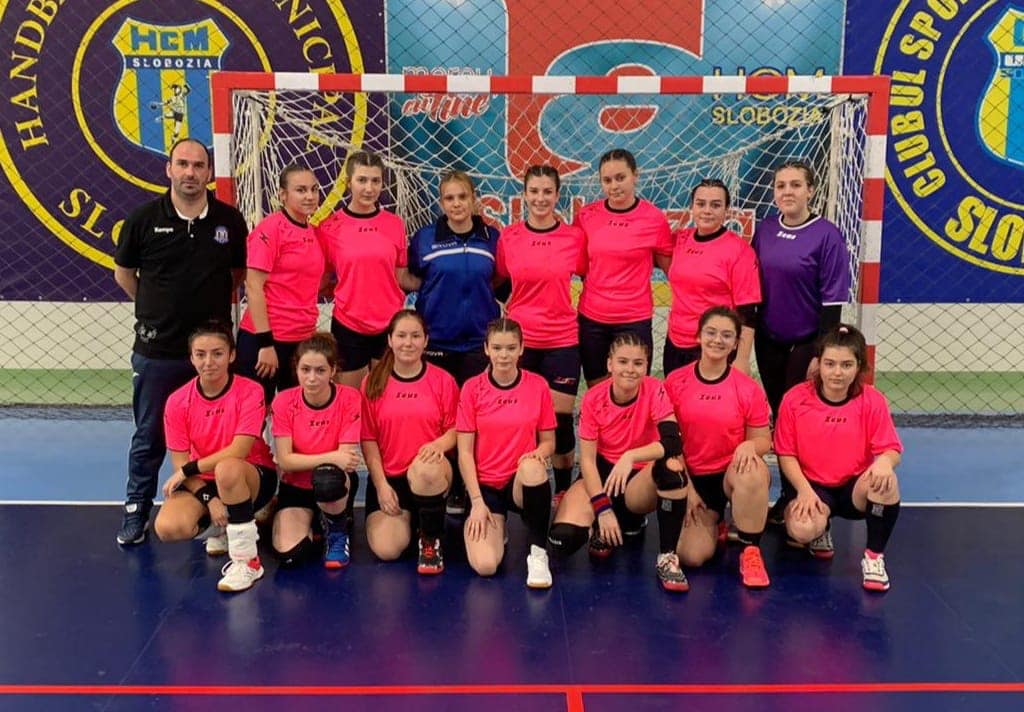 Junioarele handbaliste de la CS Medgidia se pregătesc pentru Campionatului Național din acest week-end