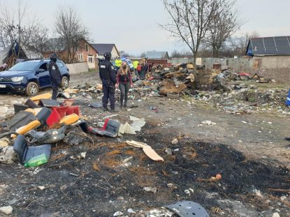 Proiect: Închisoare și amenzi de până la jumătate de milion de lei pentru cei care ard ilegal deșeuri