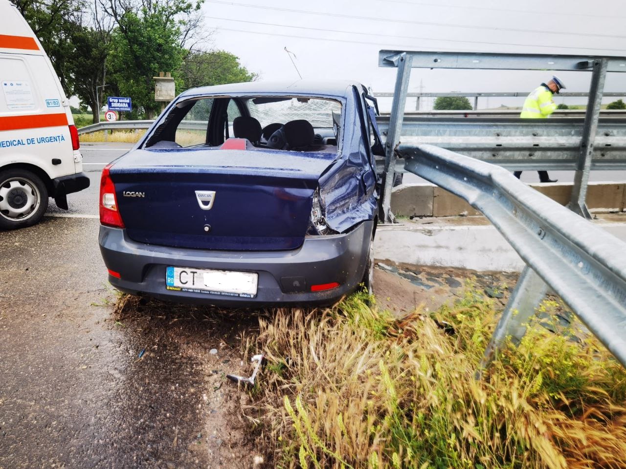 Accident cu VICTIMĂ la Sibioara. O persoană a fost transportată la spital