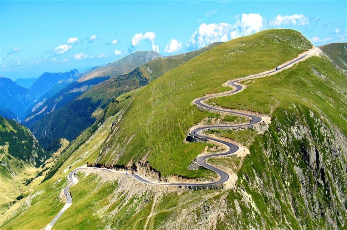 Transalpina se redeschide circulației rutiere