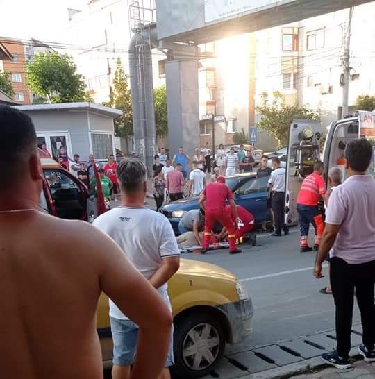Trei persoane au fost lovite pe o trecere de pietoni din Cernavodă