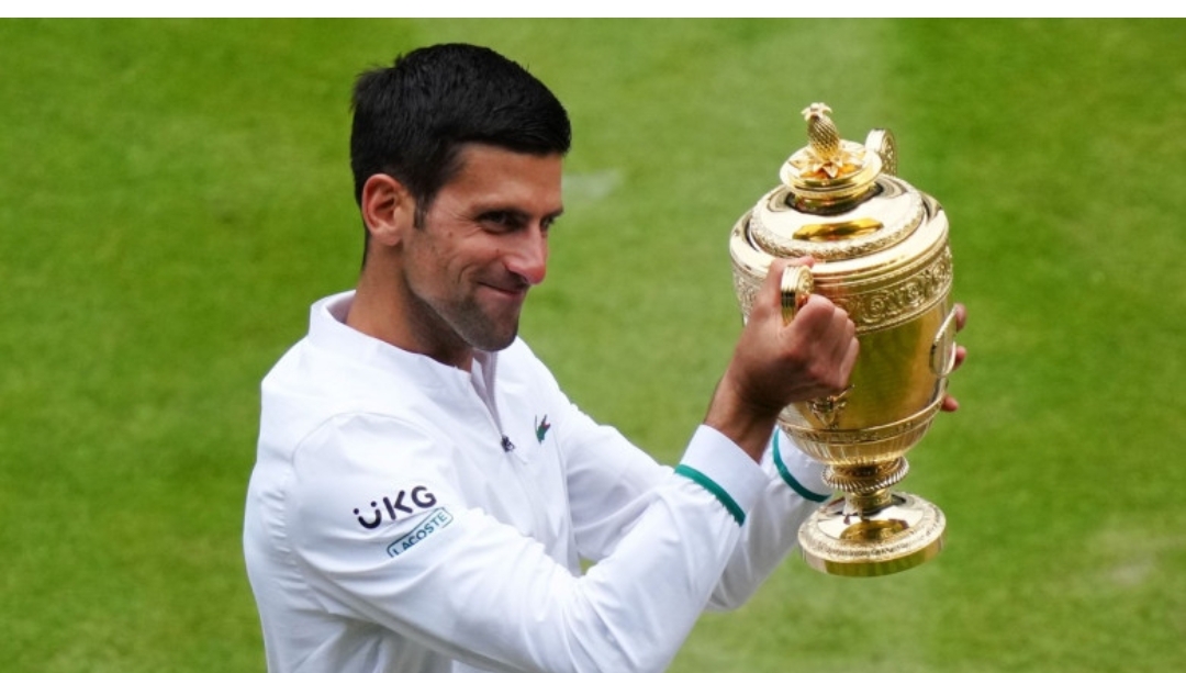 Novak Djokovic face istorie la Wimbledon. Sârbul a câștigat al treilea Grand Slam al anului și al 20-lea din carieră