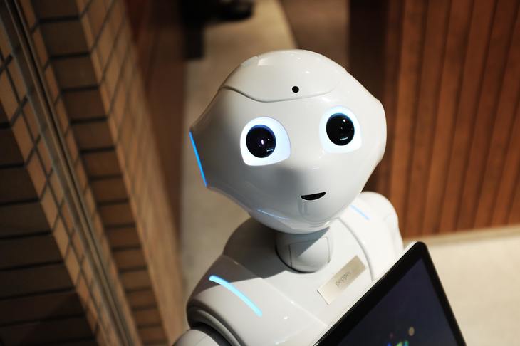 Cursuri pentru jurnalişti, de la Google: despre inteligenţa artificială şi algoritmi