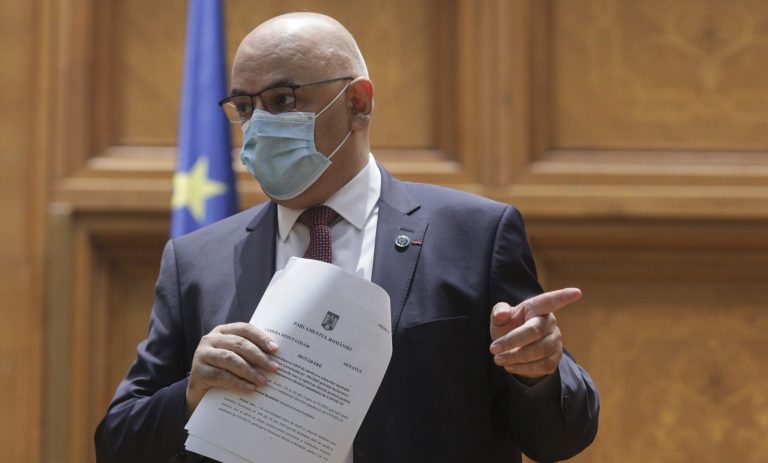 Raed Arafat: ”Vrem să introducem VACCINAREA OBLIGATORIE prin LEGE”. Cine va fi obligat să se imunizeze