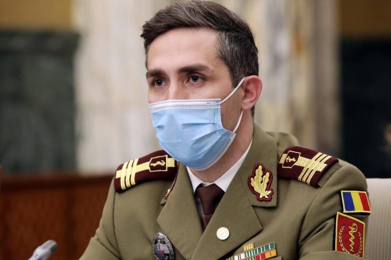 Fiecare unitate de învățământ ar putea avea ECHIPĂ MOBILĂ de vaccinare