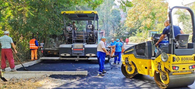 Infrastructură rutieră și pietonală, în curs de reabilitare, în mai multe zone din Constanța