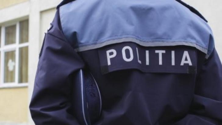 Un polițist a venit DROGAT la serviciu