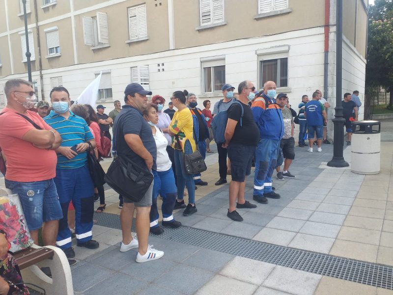 Salariații Damen Shipyards Mangalia au protestat împotriva concedierilor masive