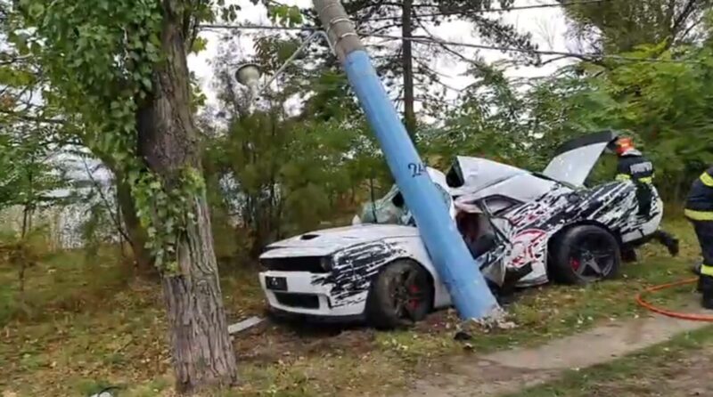 A MURIT șoferul de 32 de ani care a intrat cu mașină într-un stâlp din Mamaia. Era din Brăila