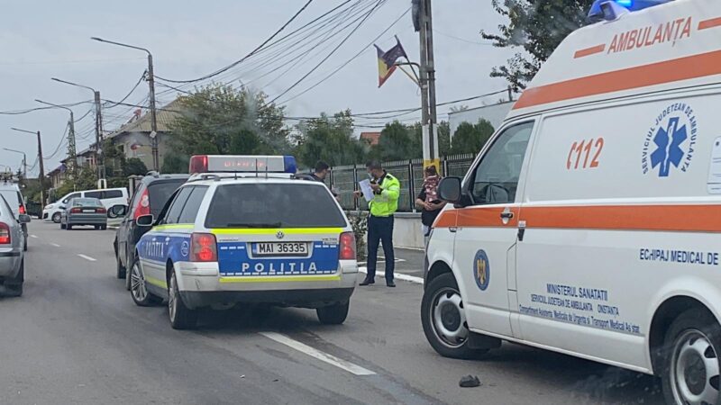 O persoană a fost RĂNITĂ în urma unui accident produs în Valu lui Traian