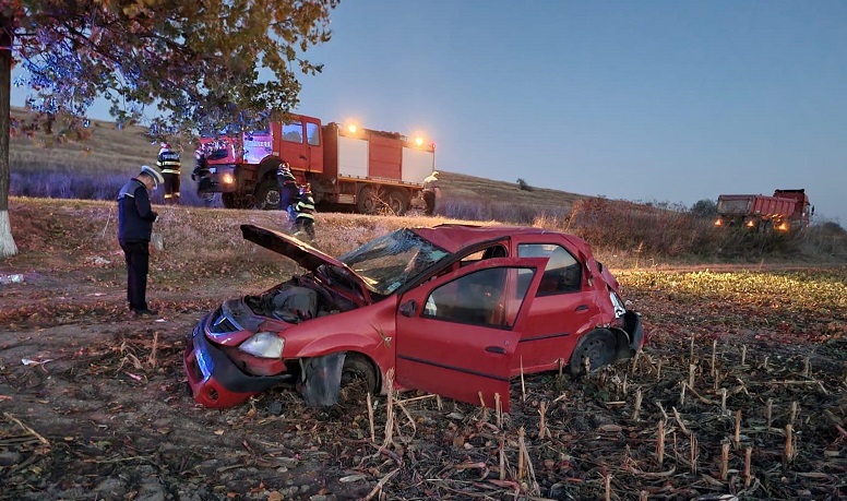 Un șofer norocos a scăpat cu viață după o autoaccidentare pe un drum din județul Tulcea