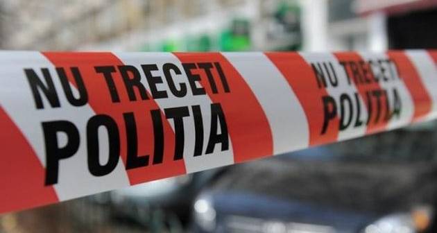 JAF într-o BANCĂ, în amiaza mare. Hoțul a fugit cu banii