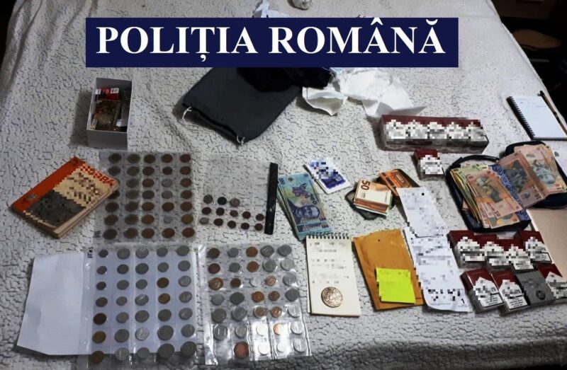 Bărbat din Movilița, cercetat pentru braconaj arheologic. Voia să vândă 99 de monede din perioadele romană şi medievală
