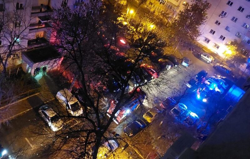 Un tânăr a DISTRUS locuința în care era găzduit și apoi a SĂRIT de la etajul zece al unui bloc