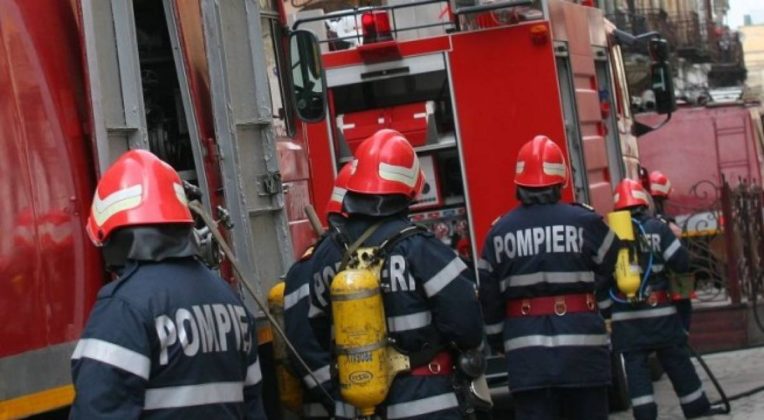 O butelie a explodat într-o gospodărie din Băneasa