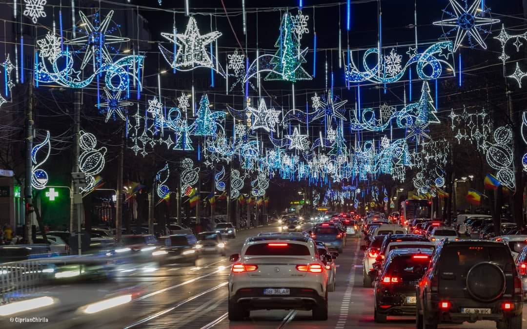 Relaxări de Sărbători: La mall se poate intra și cu test negativ, purtarea măștii NU mai este obligatorie în spațiile deschise neaglomerate
