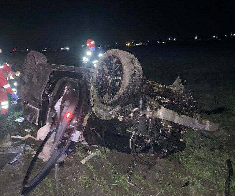 Accident pe DN2A: Un bărbat a MURIT după ce s-a răsturnat cu mașina