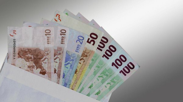 Cum pot beneficia românii de PENSIE pentru anii lucraţi în străinătate
