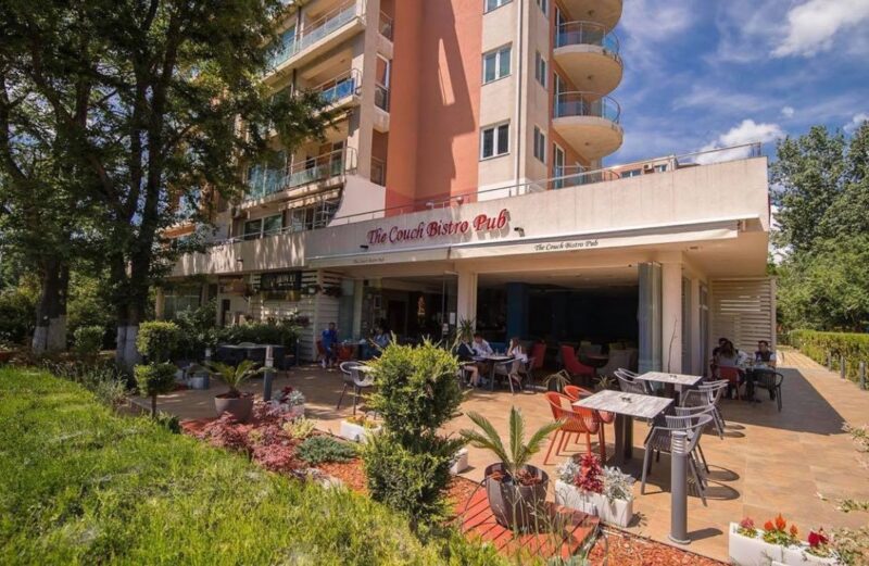 Un local din Mamaia, AMENDAT pentru depășirea programului de funcționare