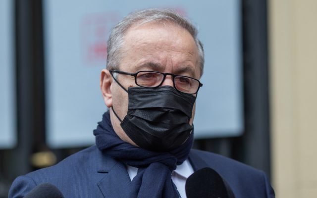 Vasile Dîncu, mesaj pentru marinarii militari: „Sperăm că o să vă putem asigura şi o dotare la nivelul celorlalte ţări”
