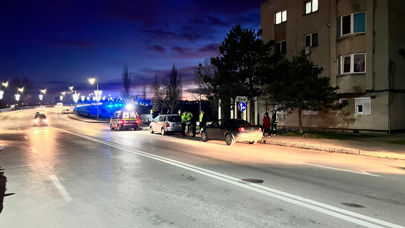 Pieton lovit de un autoturism la intrarea pe podul din Medgidia