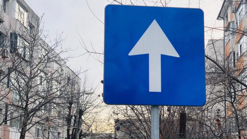 ATENȚIE șoferi! Noi SENSURI UNICE pe străzile Constanței