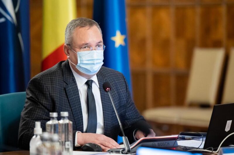 Premierul Ciucă anunţă controale la companiile petroliere din România