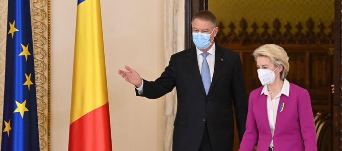 (VIDEO) Iohannis, după discuții cu Ursula von der Leyen la Cotroceni: „Este clar că dependența UE de gazul rusesc trebuie terminată”