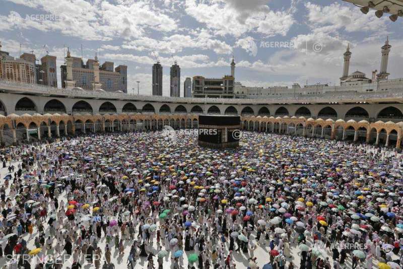 Un milion de pelerini vor putea călători la Mecca anul acesta