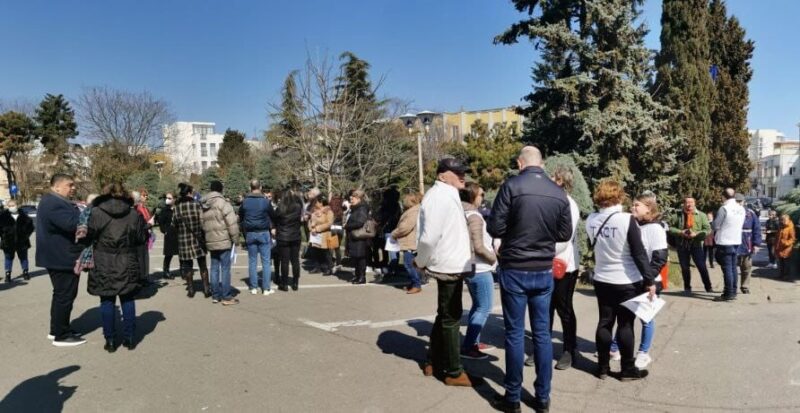 (FOTO/VIDEO) Protest pentru redeschiderea Spitalului de Boli Infecțioase Constanța
