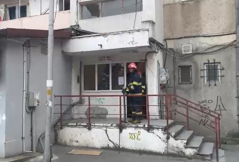 (Video) Explozie într-un apartament din municipiul Tulcea