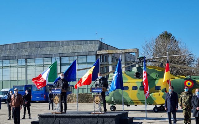 Ministrul Apărării al Germaniei, în vizită la Baza de la Mihail Kogălniceanu. 75 de militari germani, piloți și personal tehnic, detașați în România