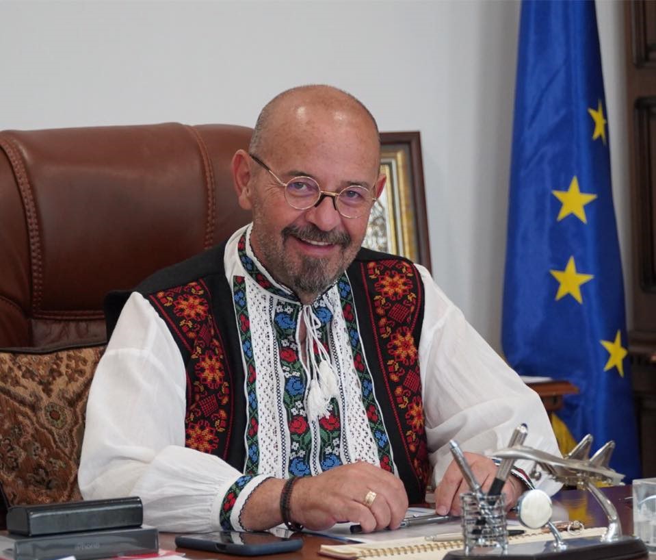 Comunicarea oficială a DNA după ce primarul Cristian Popescu Piedone a fost reținut pe Aeroportul Otopeni și dus sub escortă la audieri