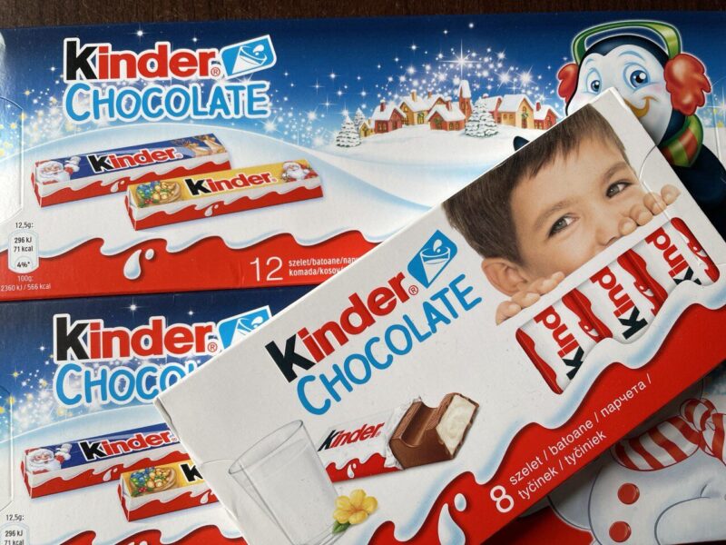 Ciocolată Kinder, RETRASĂ și de pe piața din România, după depistarea a zeci de cazuri de salmonella