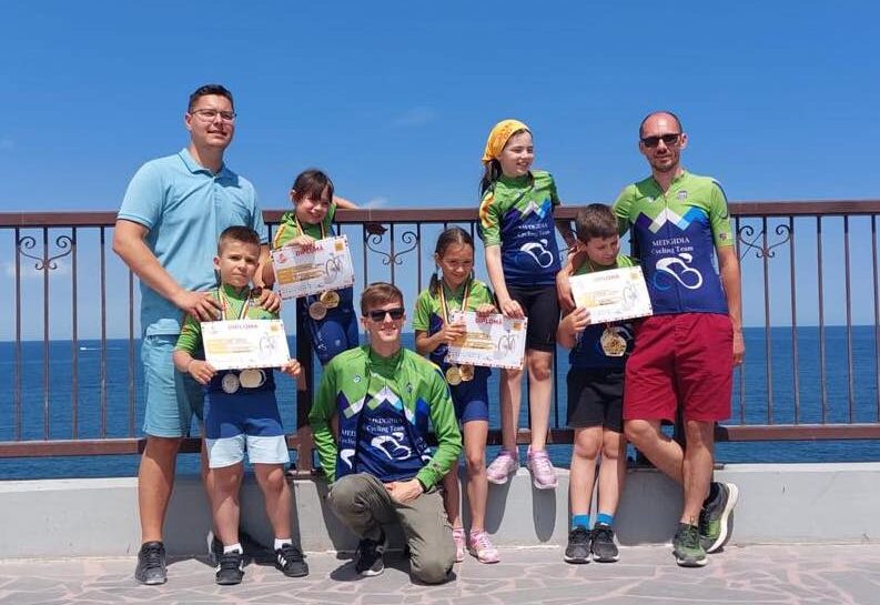 Cicliștii CS Medgidia, pe podiumul competiției “Turul Ciclist Celco”