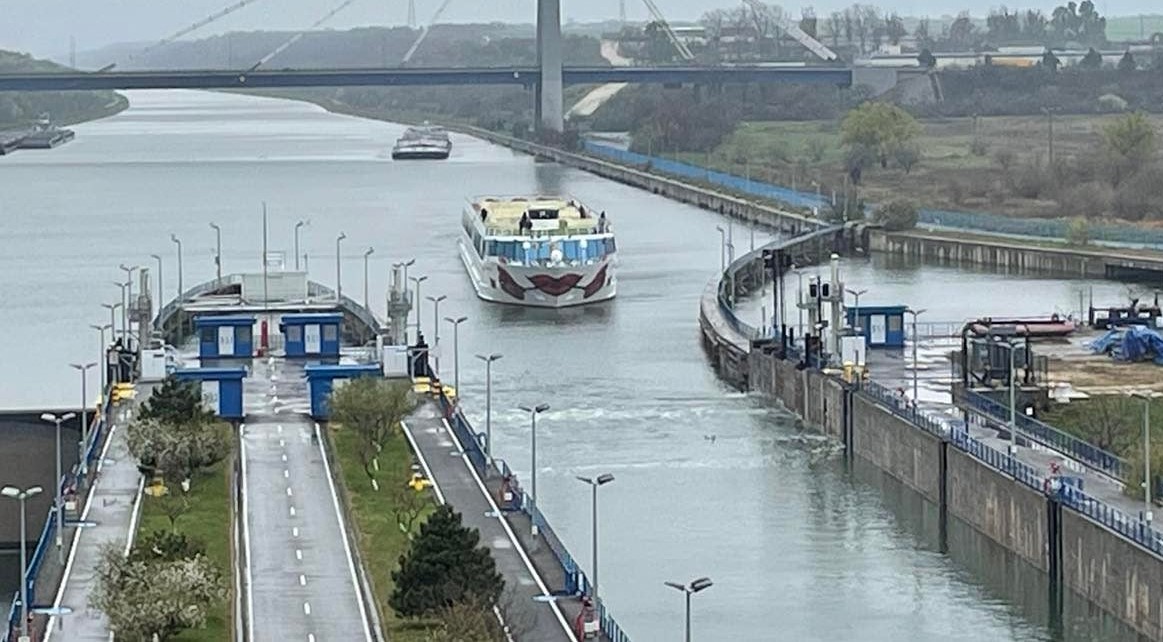 CN ACN anunță un RECORD de trafic înregistrat pe cele două canale navigabile