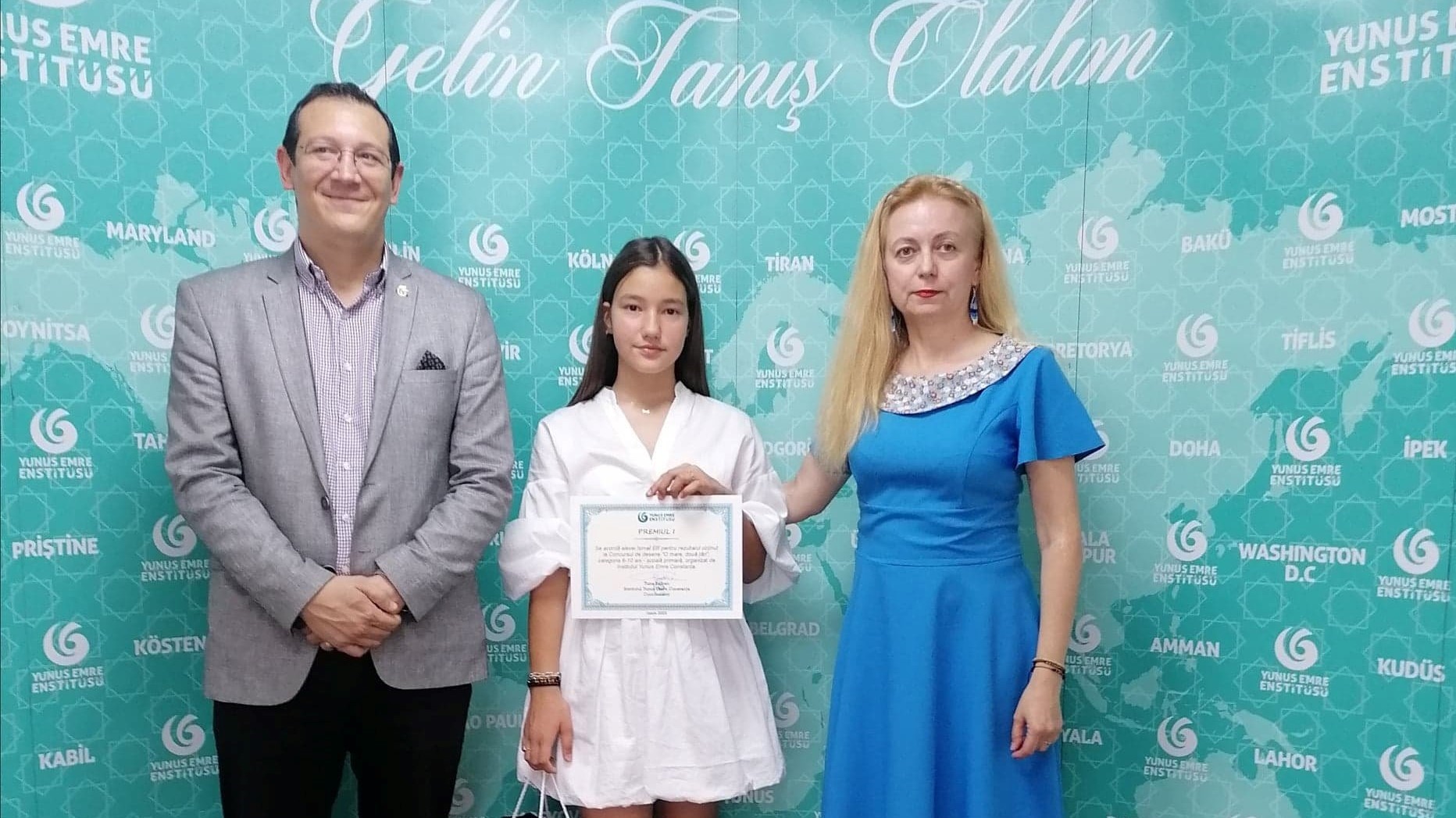 Premiul 1 pentru Ismail Elif, elevă a cercului de pictură ,,Lucian Grigorescu", la concursul de desen ,,O MARE, DOUĂ ȚĂRI".