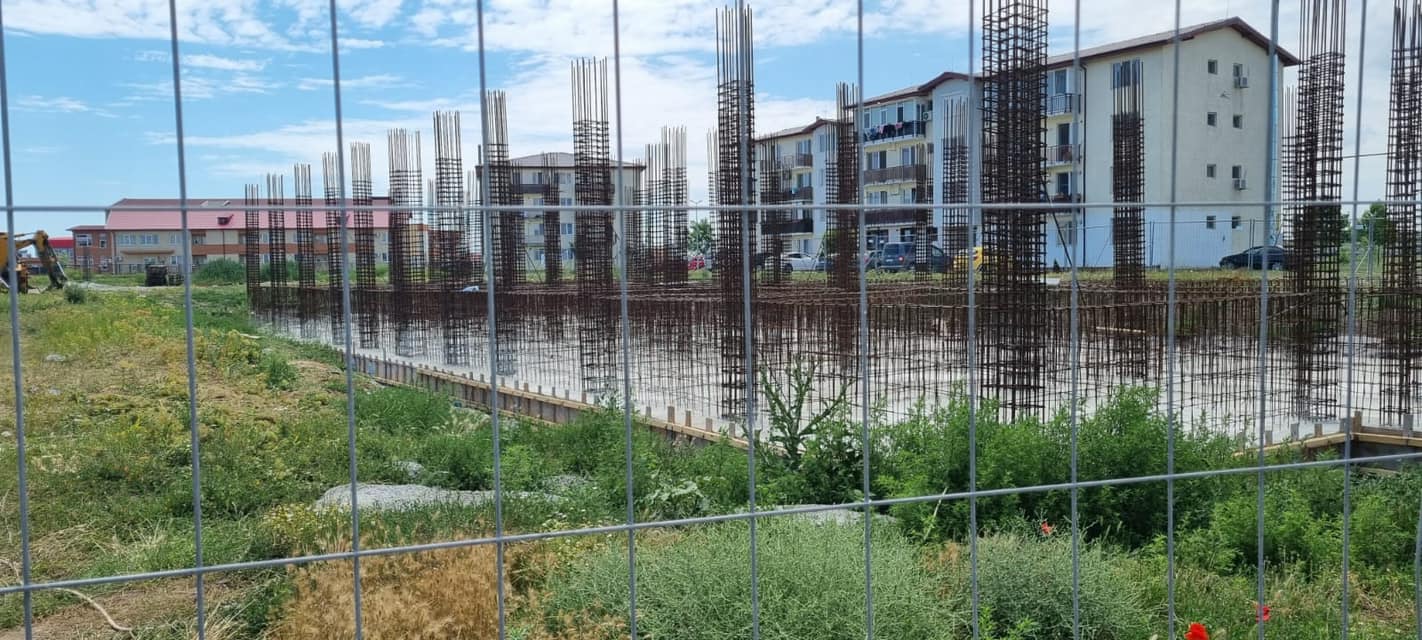 (FOTO) Lucrările la locuințele ANL pentru tinerii din Cumpăna sunt în grafic