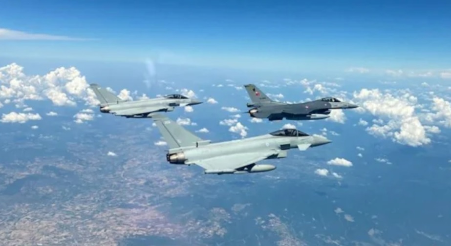 Exercitii comune Eurofighter Thphoon britanice și F-16 turc