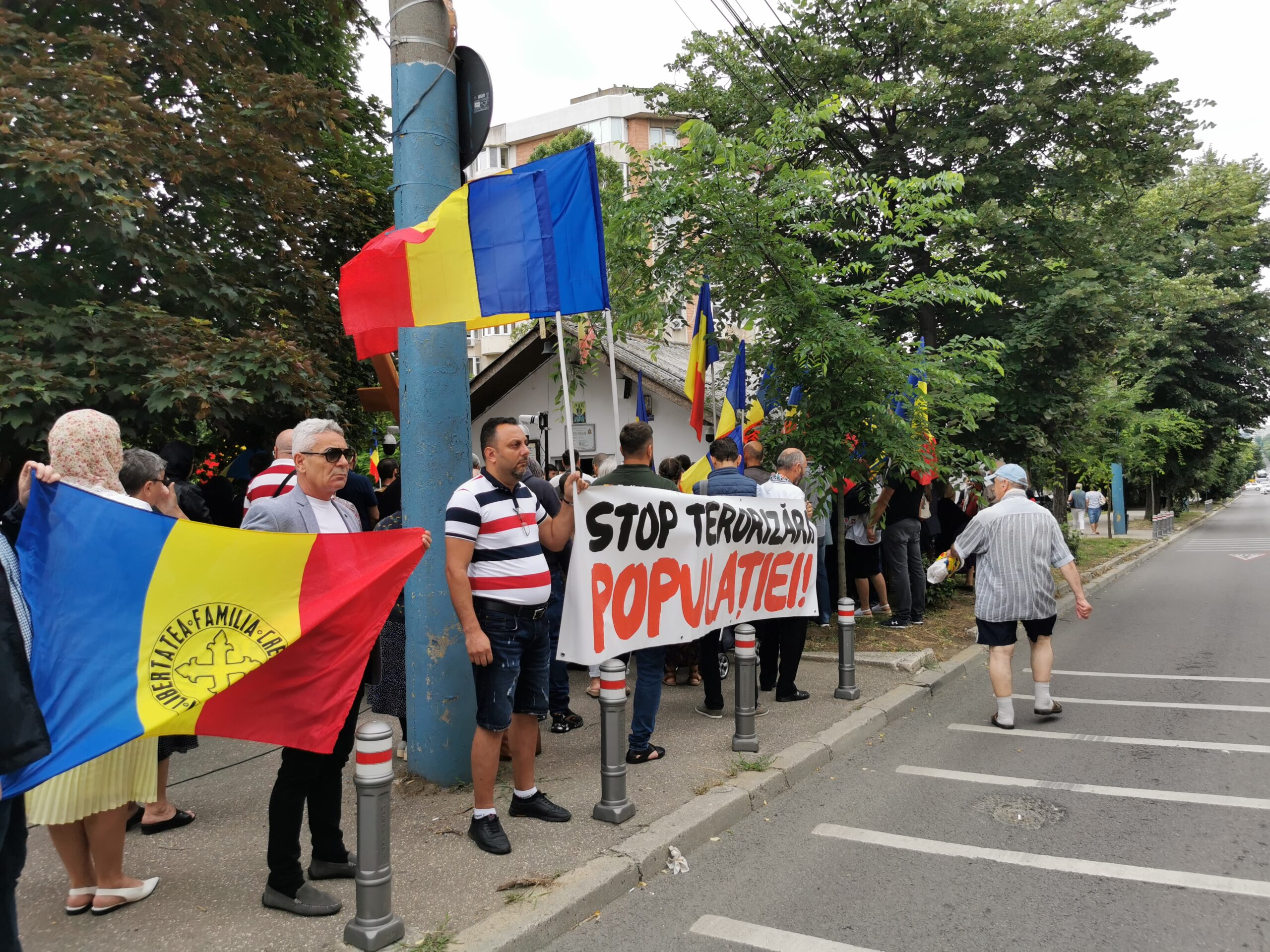 (FOTO) Ce spune Patriarhia Română despre demolarea bisericii de la Macul Roșu
