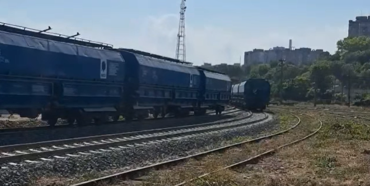 Primele trenuri cu vagoane de cereale au ajuns în Portul Constanța pe liniile recent reabilitate