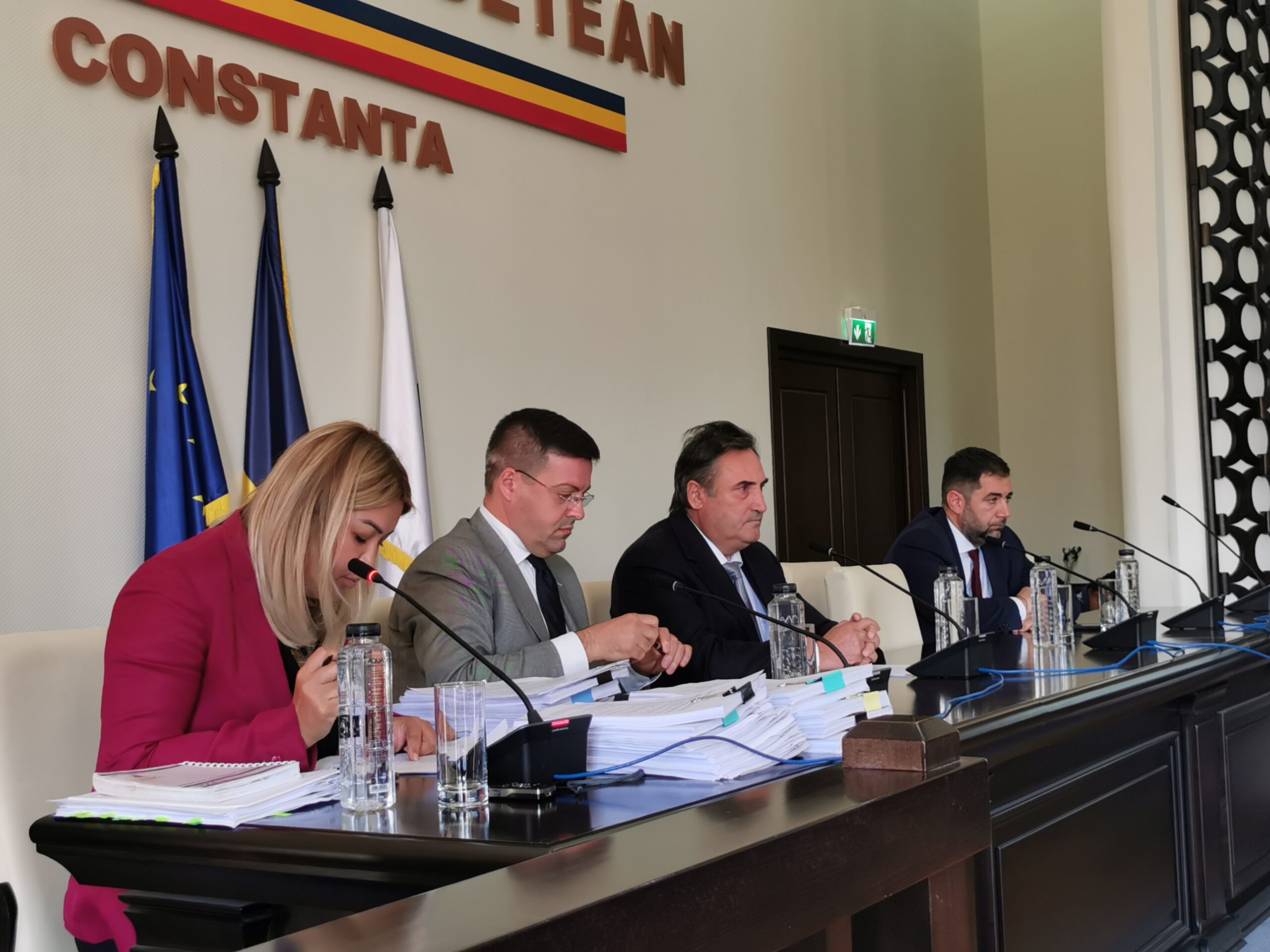 Mihai Lupu, către vicepreședintele USR, Petre Enciu: „Îmi pare rău că ați stat vreo doi ani pe aici și nu ați înțeles nimic". Contre apărute pe tema tarifelor de transport pe ruta Constanța - Năvodari