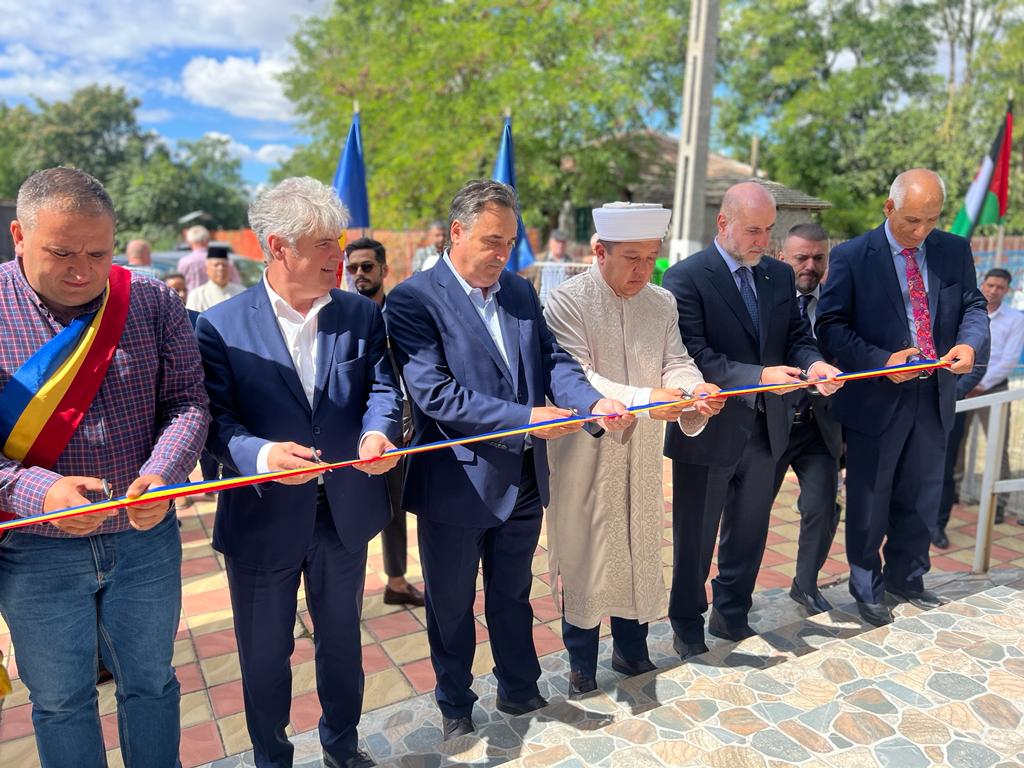 (FOTO) O nouă geamie a fost inaugurată în Ciocârlia de Jos