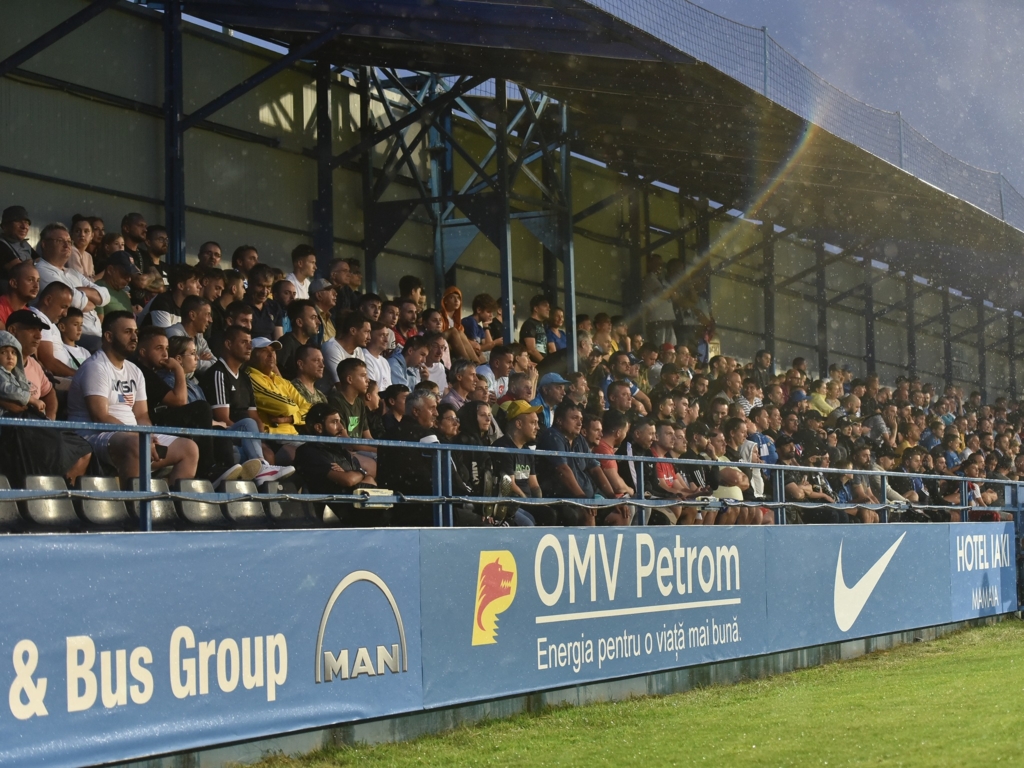 Constanța: Un spectator a leșinat pe stadion la partida Farul - FC Argeș