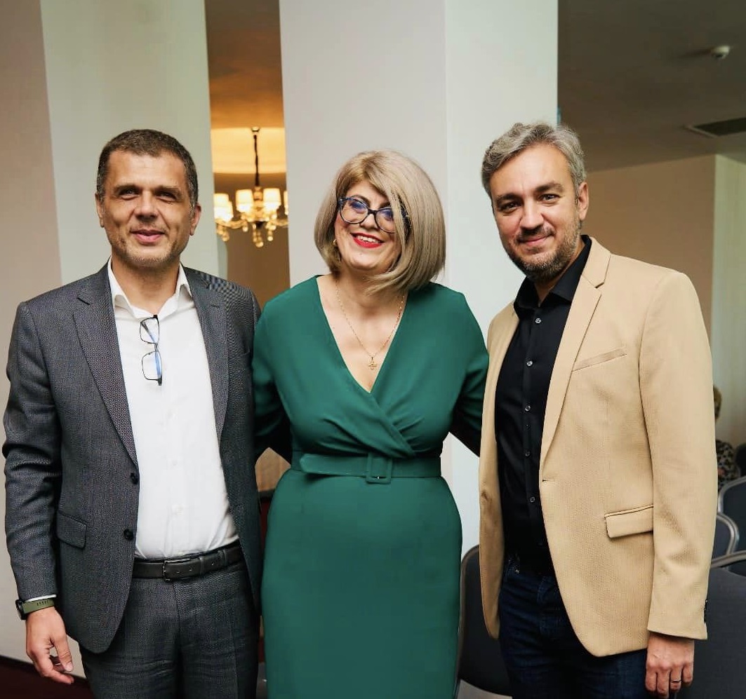 Medicul Adriana Câmpeanu, noul președinte al Organizației Femeilor Liberale din județul Constanța. Cine face parte din noul Birou Politic
