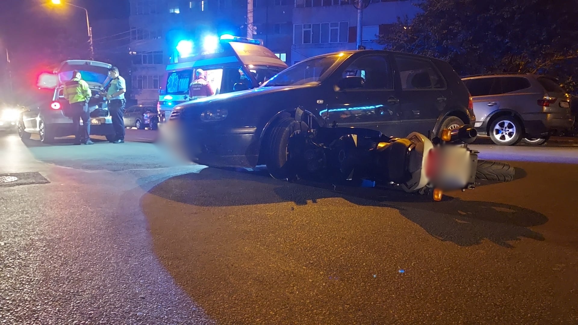 (FOTO) Accident rutier între un autovehicul și o motocicletă în zona Brotăcei din Constanța