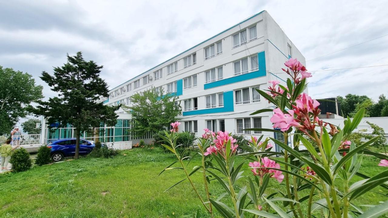 Complex Capitol din Eforie Sud
